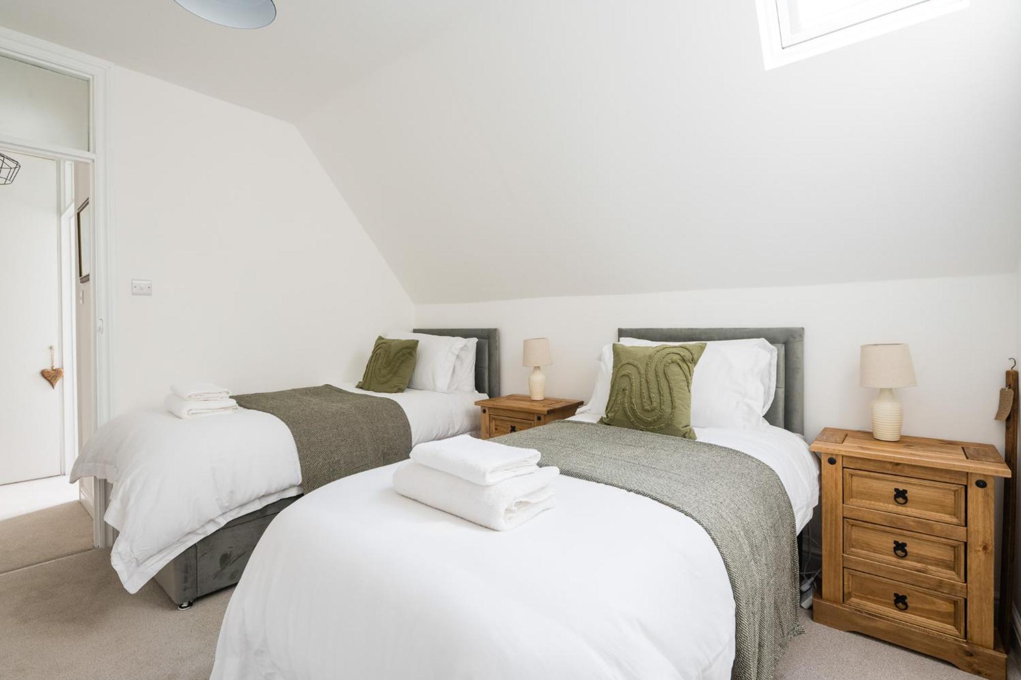Eagle Cottage - Charming Cotswolds Getaway, Dog Friendly ウィック・リシントン エクステリア 写真